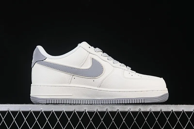All categories Nk Air Force 1 Air Force series Nk Air Force 1 Low Air Force low top Nike Air Force 1'07 Low Stusi beige small three hook Air Force 1 low top casual sneakers CS5288-040